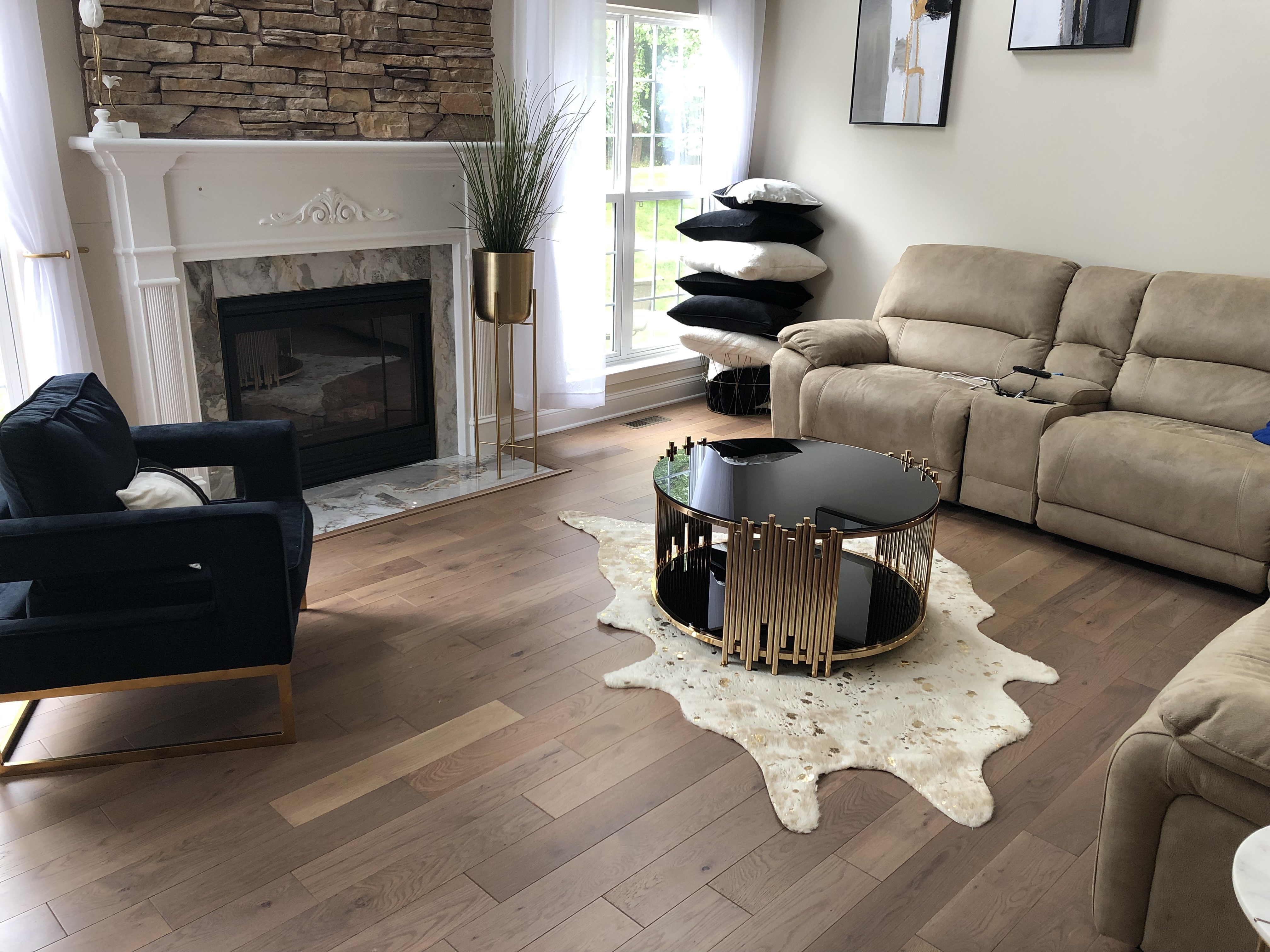 【Furniture】Tanquin Coffee Table - Gold & Black Glass