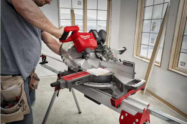 M18 FUEL Lithium-Ion Brushless Cordless 12 in. Dual Bevel Sliding Compound Miter Saw Kit