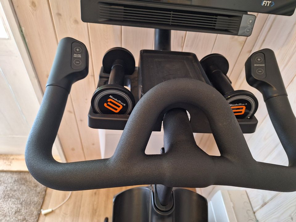 NordicTrack Commercial Studio Cycle