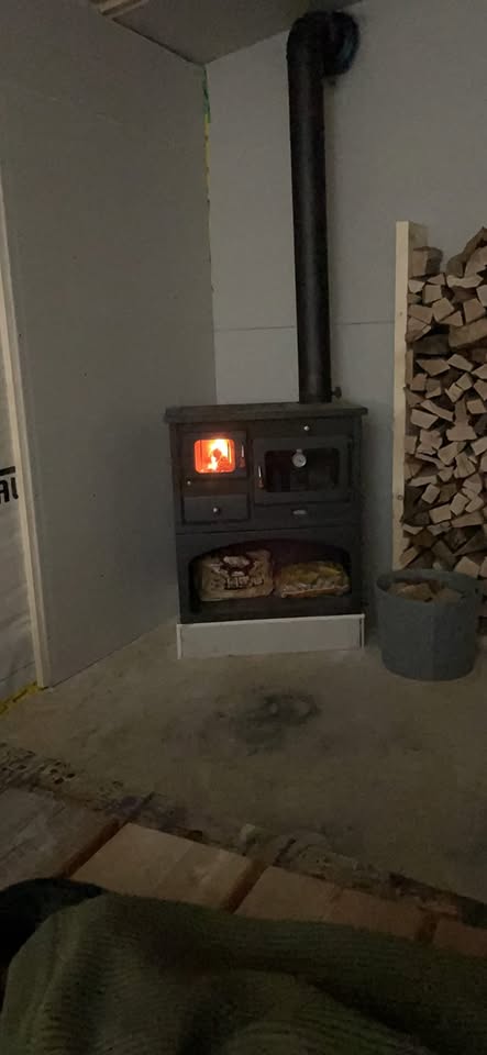· Wood Burning Cooking Stove for Solid Fuel. Heating power 10KW. Oven