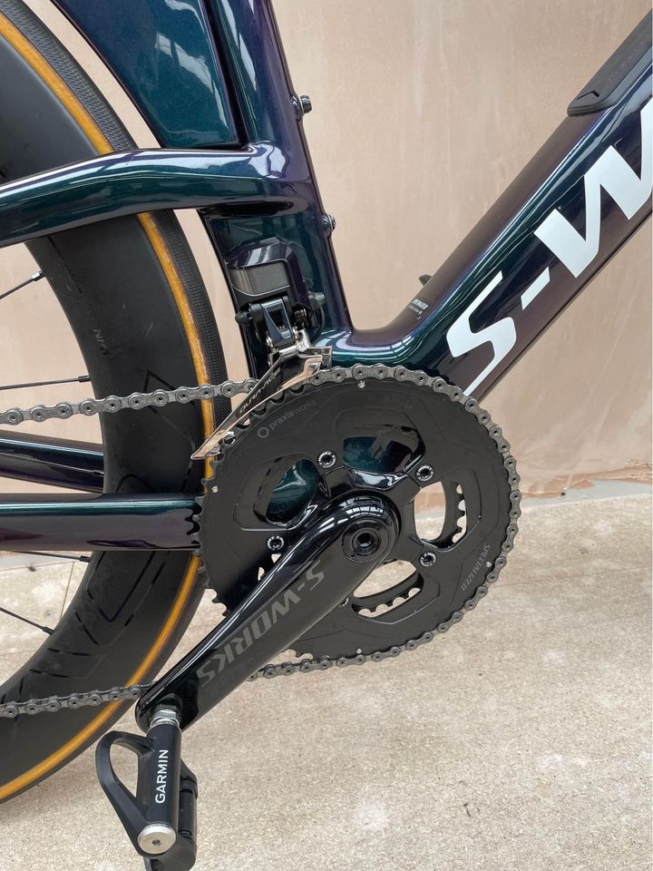 Limited edition s-works shiv 1/500 bikes Only been on road onceLimited edition s-works shiv 1/500 bikes