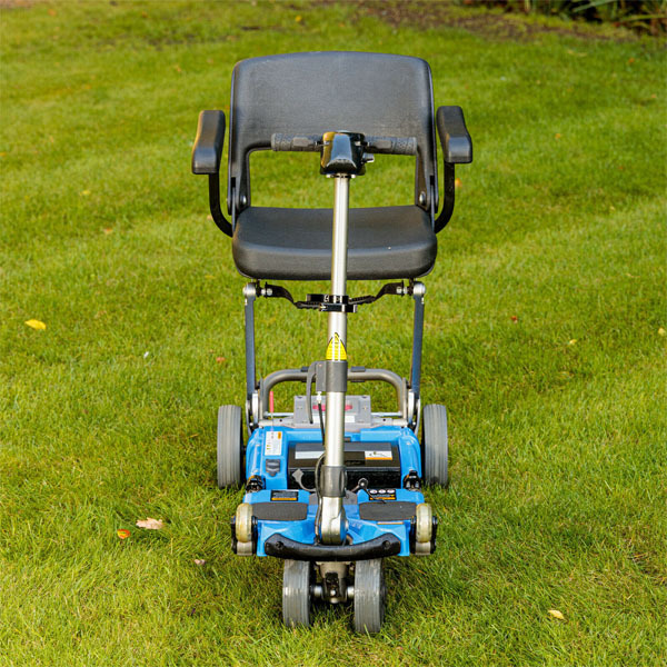 LUGGIE BLUE Folding Travel Mobility Boot Scooter